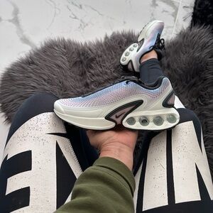 Nike Air Max DN Premium
